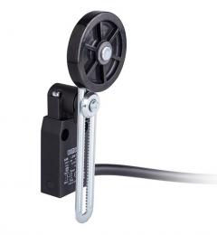 Выключатель концевой (кабель 3м) быстрого переключения угловой 2-направленный с пластмассовой консолью, роликом Ф50мм на регулируемом рычаге (1НО+1НЗ), L66K13MEL123-3 - EMAS