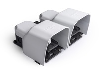 Двойная педаль 1-x скоростная с защитной металлической крышкой и отверстием для ручки 2x(1НО+1НЗ)+2x(1НО+1НЗ), PDKA22GG10G - EMAS 