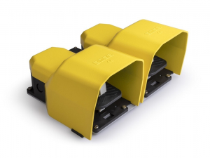 Двойная педаль (1 скорость - левая, 2 скорости - правая) с защитным кожухом и основанием для ручки (1НО+1НЗ)+2x(1НО+1НЗ), PDKA22BG20 - EMAS 