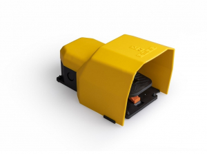 Одиночная педаль с фиксацией (1 скорость) с защитным кожухом (1НО+1НЗ), PPKS11BX11 - EMAS 